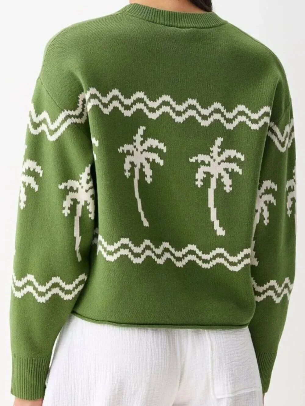 NWT Patterned rolled hem sweater - Picture 2 of 2
